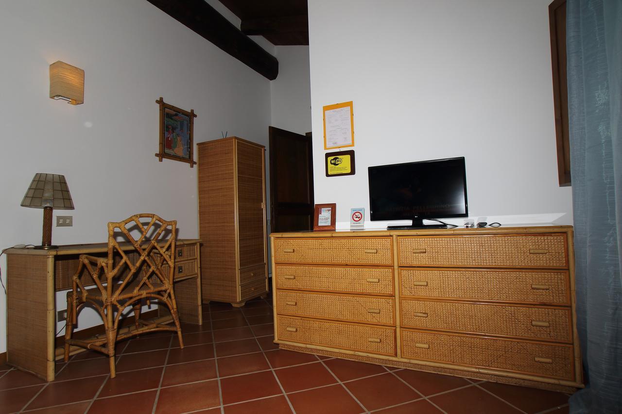 Casale Farnesiana B&B Tarquinia Eksteriør billede
