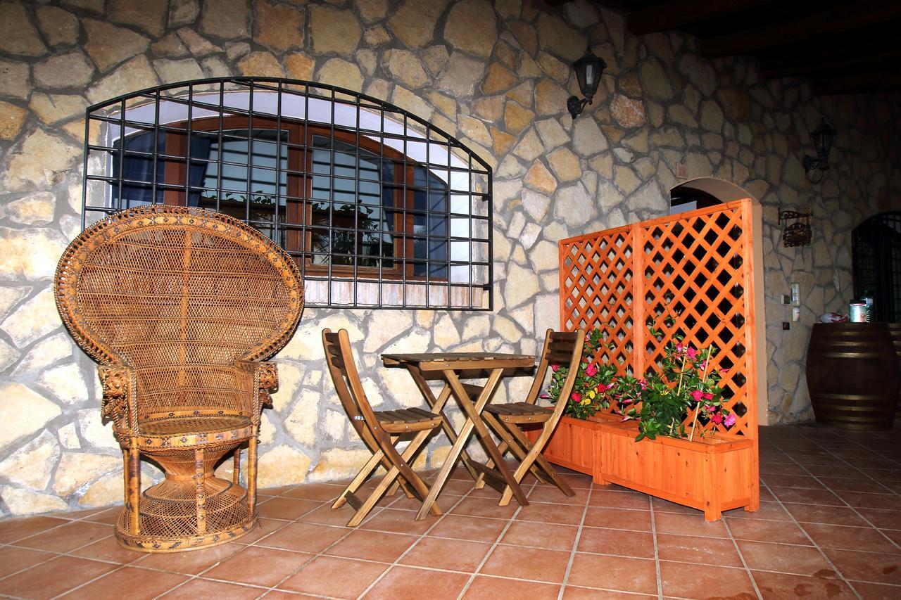 Casale Farnesiana B&B Tarquinia Eksteriør billede